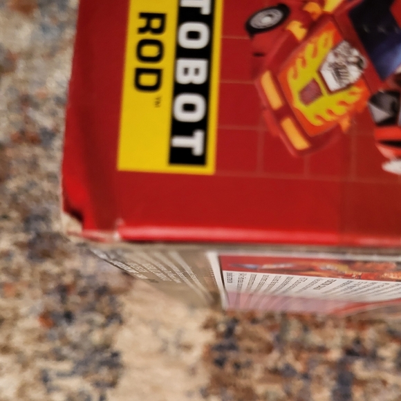 NEW IN BOX TRANSFORMERS AUTOBOT HOT ROD ACTION FIGURE REISSUE 2017 WALLMART NIB - Picture 9 of 10